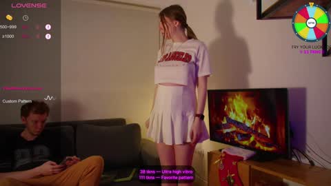 Snapshot of vundersex chatting on 23, 12, 2024 Eva and Franklin online show from 23, 12, 2024