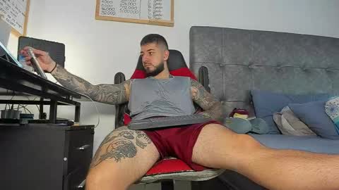 Snapshot of vyxen_ chatting on 28, 2, 2026 vyxen_ online show from 28, 2, 2026