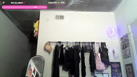 Snapshot of wahbaby chatting on 19, 6, 2026 marz online show from 19, 6, 2026