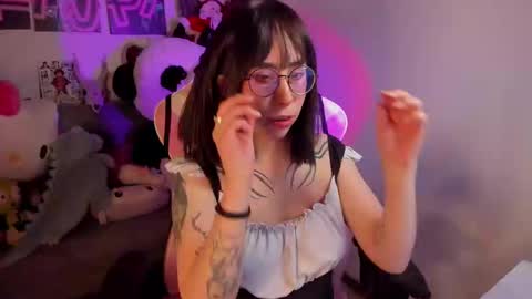 Snapshot of waifu_aika chatting on 9, 1, 2025 AIKA  online show from 9, 1, 2025