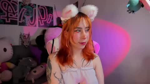Snapshot of waifu_aika chatting on 18, 1, 2025 AIKA  online show from 18, 1, 2025