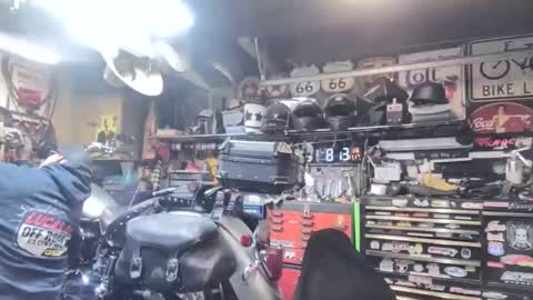 wakesblowinclouds online show from 18, 11, 2025