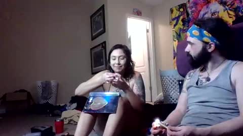 COSMOxWANDA online show from 9, 1, 2026