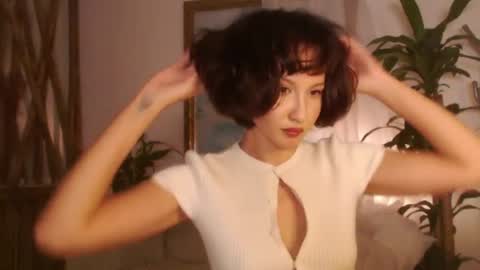 Snapshot of wanderwhitch chatting on 25, 6, 2026 Miya online show from 25, 6, 2026