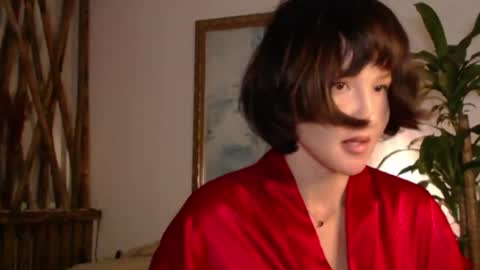 Snapshot of wanderwhitch chatting on 26, 6, 2026 Miya online show from 26, 6, 2026