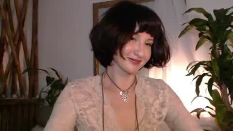 Snapshot of wanderwhitch chatting on 9, 7, 2026 Miya online show from 9, 7, 2026