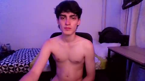 Snapshot of warrenblushfire chatting on 16, 10, 2025 W A R R E N B L U S H F I R E online show from 16, 10, 2025