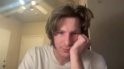 Im this ISH..CBs best male cam whore. OG. online show from 29, 11, 2025