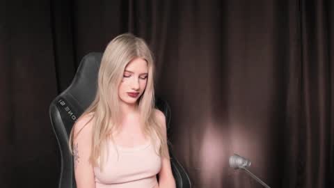 waterfallwoods online show from 11, 1, 2025