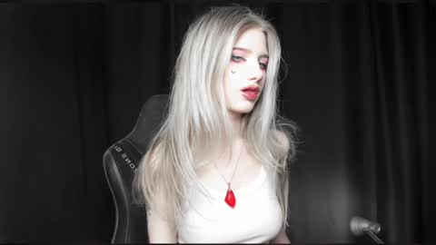 waterfallwoods online show from 27, 2, 2025