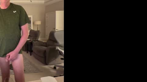 Luvs To Play. online show from 19, 12, 2024