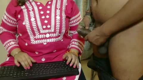 Snapshot of we_are_indian chatting on 25, 6, 2026 khushiwife kabirhubby kavyasexy gf online show from 25, 6, 2026
