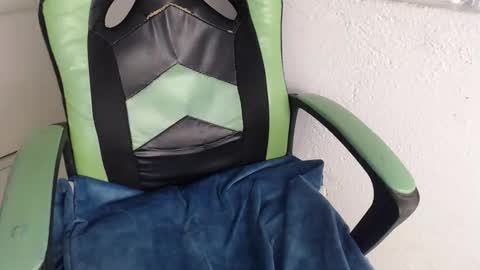 Trixie 3 online show from 22, 12, 2025