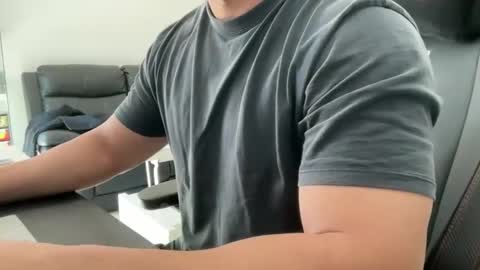 Weapon X online show from 19, 9, 2025