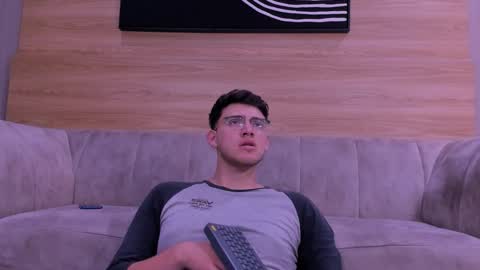 Jhonny Dick  his neighbors. online show from 2, 3, 2026