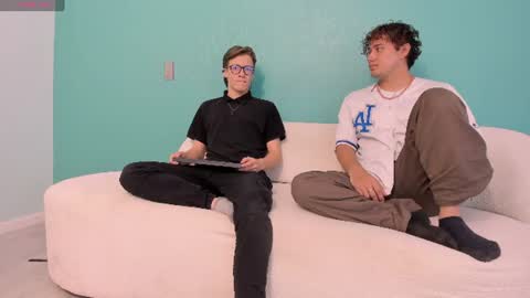 Snapshot of web_gammer_ chatting on 14, 7, 2026 Jhonny Dick his neighbors. online show from 14, 7, 2026