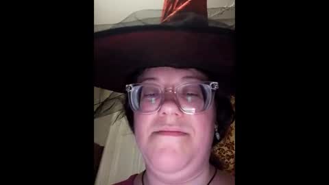 Marina online show from 31, 10, 2025