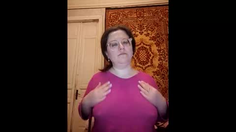 Snapshot of webgirl2 chatting on 25, 4, 2026 Marina online show from 25, 4, 2026