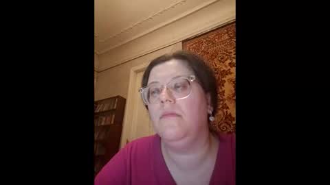 Snapshot of webgirl2 chatting on 9, 5, 2026 Marina online show from 9, 5, 2026