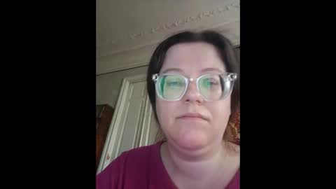 Snapshot of webgirl2 chatting on 12, 5, 2026 Marina online show from 12, 5, 2026