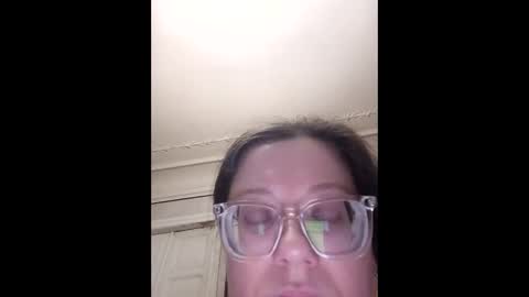 Snapshot of webgirl2 chatting on 17, 5, 2026 Marina online show from 17, 5, 2026