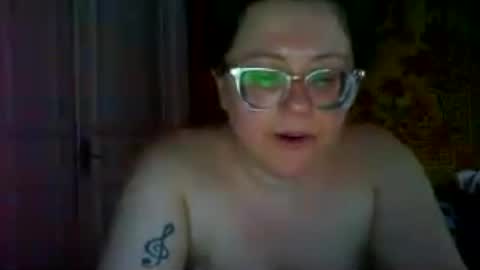 Snapshot of webgirl2 chatting on 9, 7, 2026 Marina online show from 9, 7, 2026