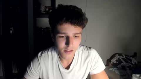 Snapshot of wee_willy_winky chatting on 27, 5, 2026 wee_willy_winky online show from 27, 5, 2026