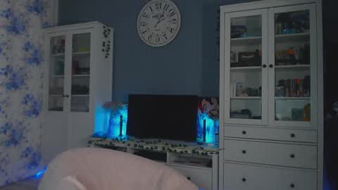  moon  online show from 23, 1, 2025