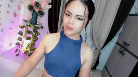 Hi Im LOVIE Please dont forget to follow and thumbs up me online show from 28, 4, 2026