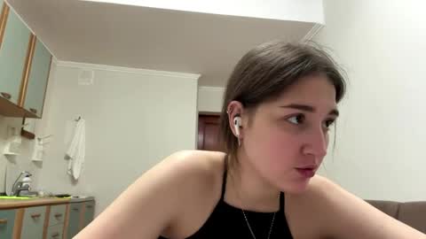 Snapshot of wendolynmusil chatting on 25, 4, 2026 Anna online show from 25, 4, 2026