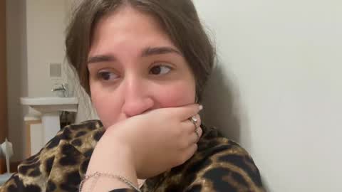 Snapshot of wendolynmusil chatting on 9, 5, 2026 Anna online show from 9, 5, 2026