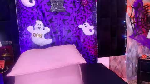 WEN SHENG online show from 11, 10, 2025