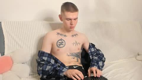 Snapshot of wesleyross chatting on 28, 12, 2024 Wes online show from 28, 12, 2024