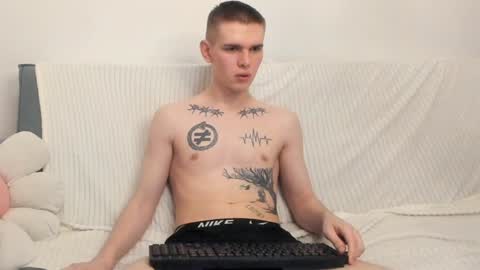 Snapshot of wesleyross chatting on 1, 1, 2025 Wes online show from 1, 1, 2025