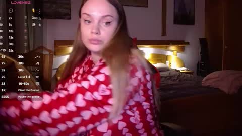 Lana online show from 10, 3, 2026