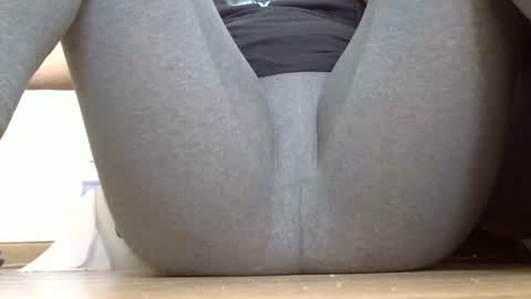 wet_pants2022 online show from 8, 10, 2025