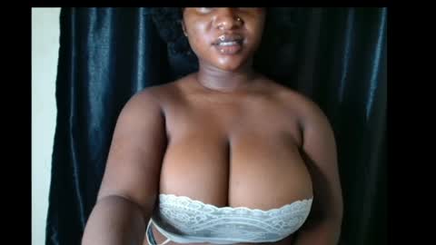 Snapshot of wet_xxpussy55 chatting on 18, 6, 2026 Sonia online show from 18, 6, 2026