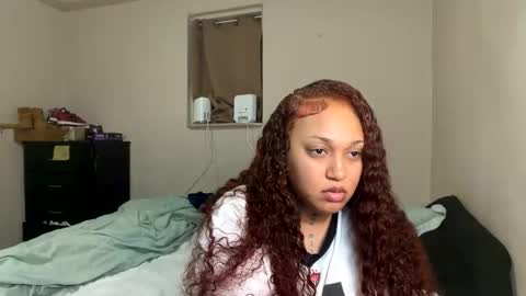 SheSquirts online show from 9, 1, 2026