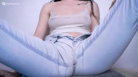 Beatrice Moan from LovenseWet from Tip MenuOpen for Private online show from 12, 3, 2025