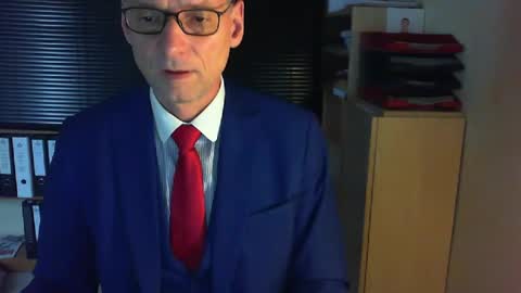 Snapshot of wetsuitedman chatting on 28, 2, 2025 Franz online show from 28, 2, 2025