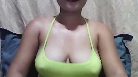 Snapshot of wettyhottie69 chatting on 11, 5, 2026 wettyhottie69 online show from 11, 5, 2026