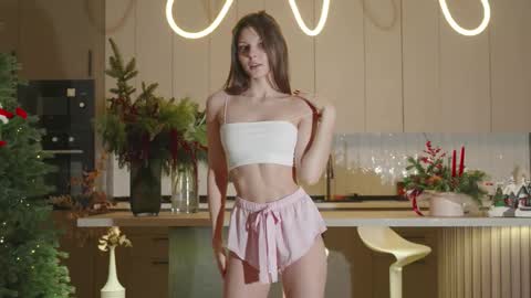 Naomi online show from 23, 12, 2025