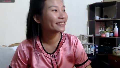Snapshot of whisperinrain chatting on 8, 7, 2026 whisperinrain online show from 8, 7, 2026