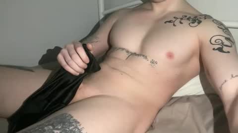 whispermoan1 online show from 27, 4, 2026