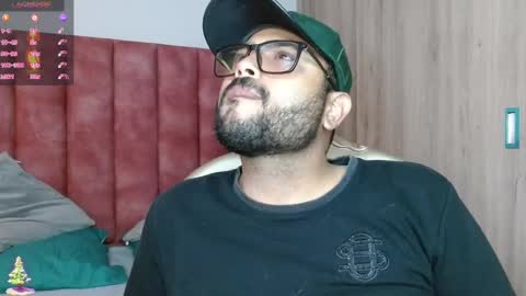 Snapshot of whispers_caplan chatting on 14, 1, 2025 yors online show from 14, 1, 2025