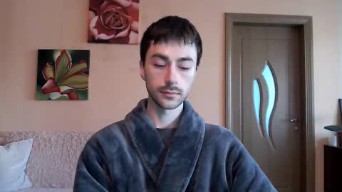 Tom online show from 8, 10, 2025