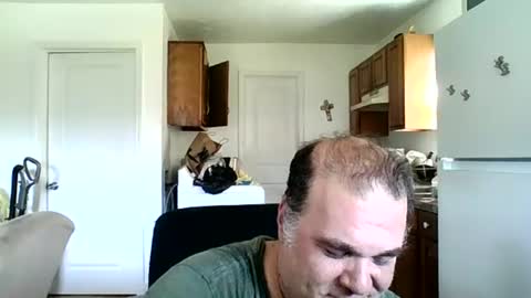 Snapshot of whiteboyguidx chatting on 12, 6, 2026 Tony Floyd online show from 12, 6, 2026
