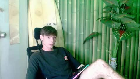 Snapshot of whiteboyinasia chatting on 10, 9, 2025 Christian online show from 10, 9, 2025