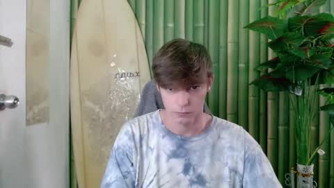 Snapshot of whiteboyinasia chatting on 4, 10, 2025 Christian online show from 4, 10, 2025