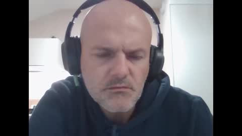 Snapshot of whiteeaglesrb chatting on 4, 10, 2025 whiteeaglesrb online show from 4, 10, 2025